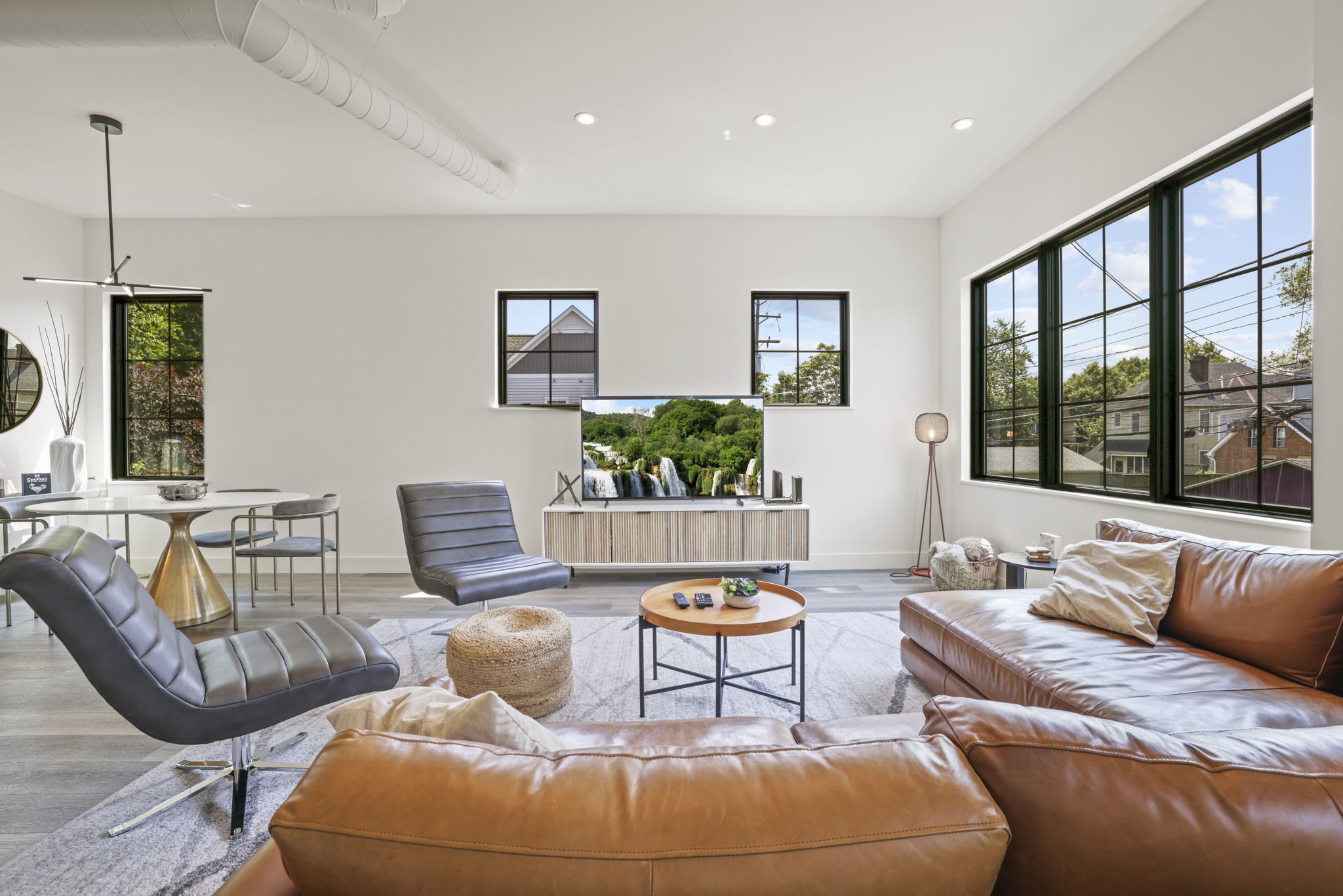 14 web or mls GR7A1409