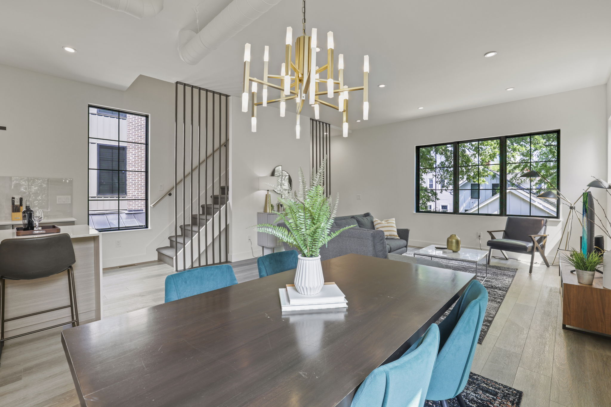 17 web or mls GR7A1209 1