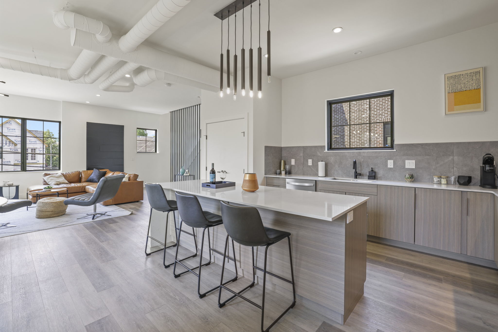 29 web or mls GR7A1484