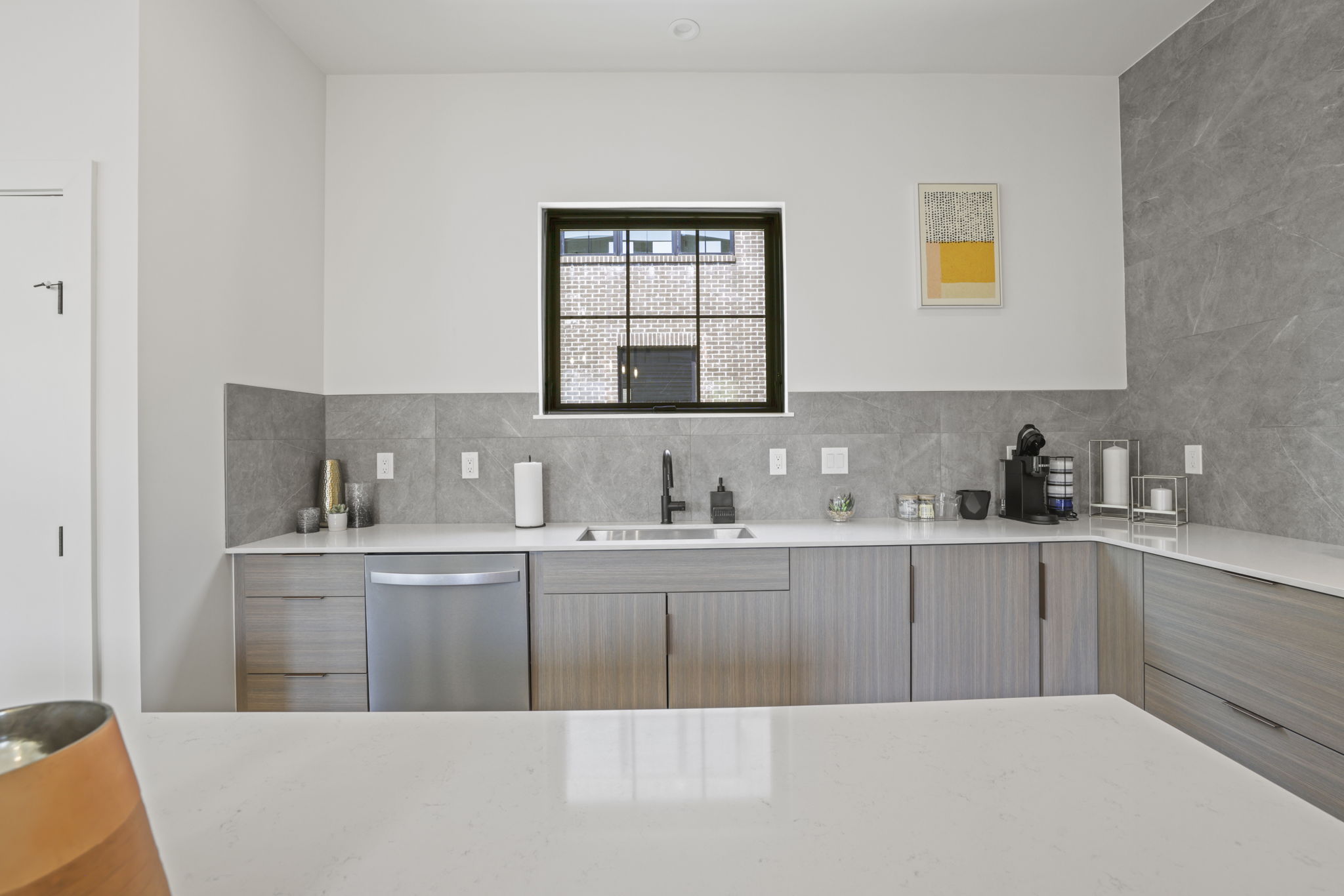 30 web or mls GR7A1489