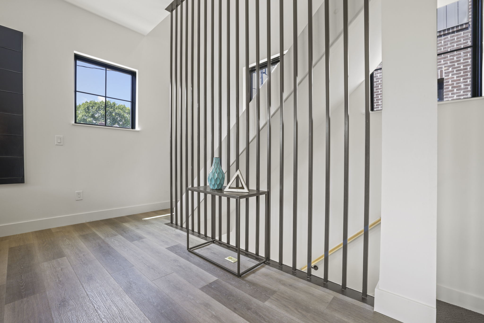 38 web or mls GR7A1540 1