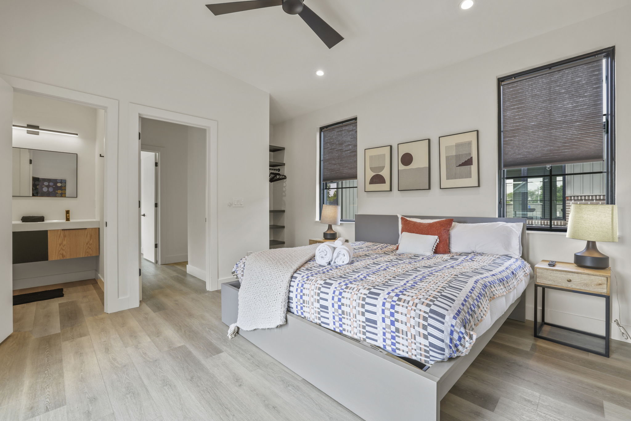 43 web or mls GR7A1565