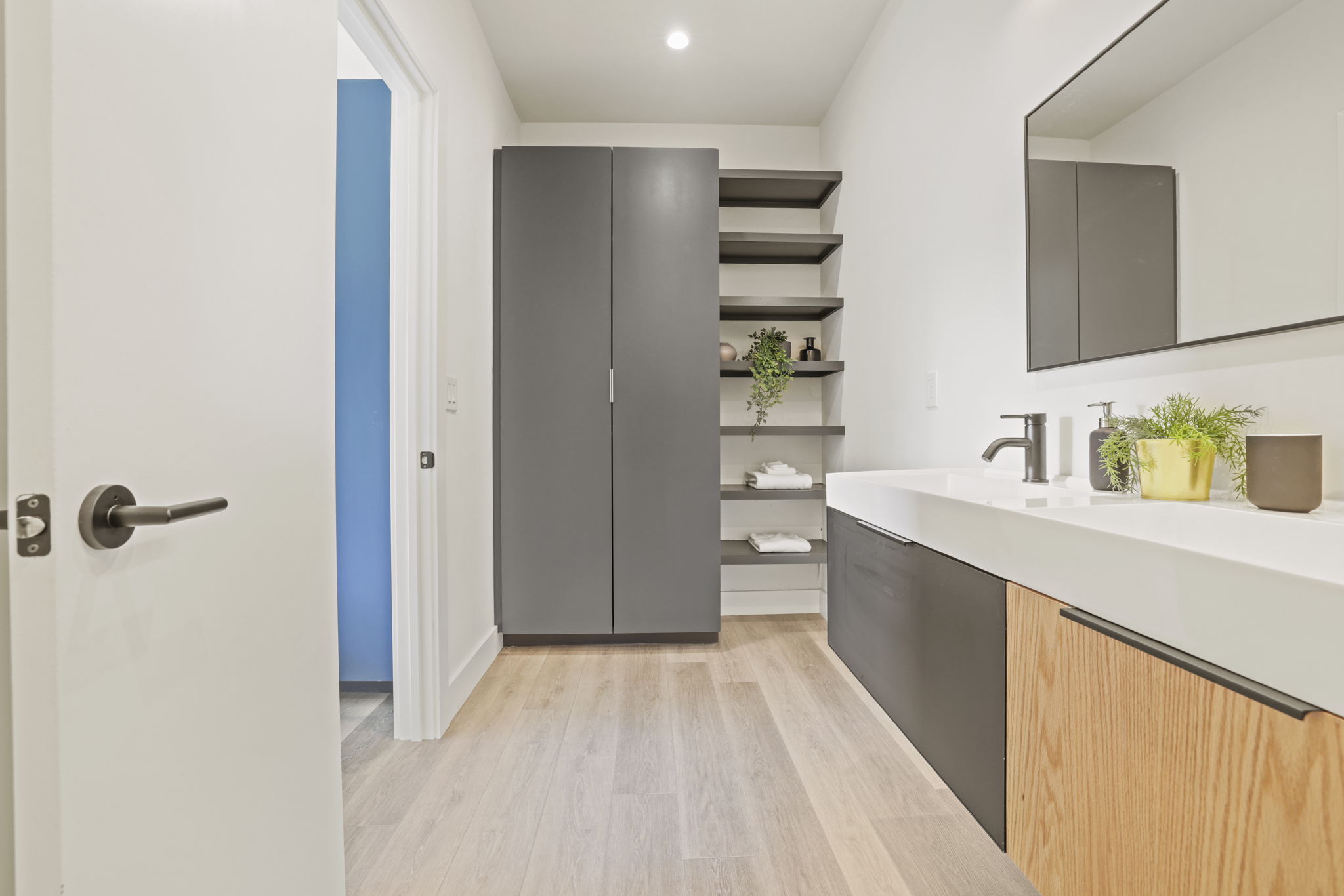 46 web or mls GR7A1359 1