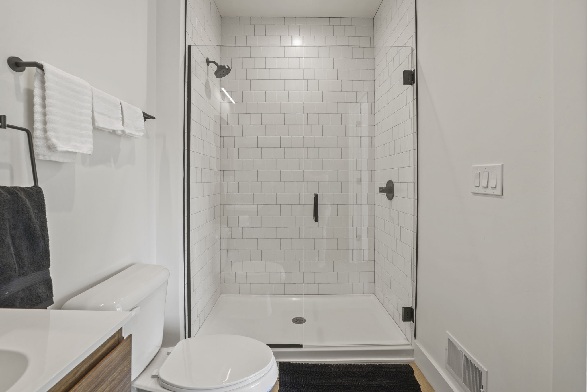 53 web or mls GR7A1607