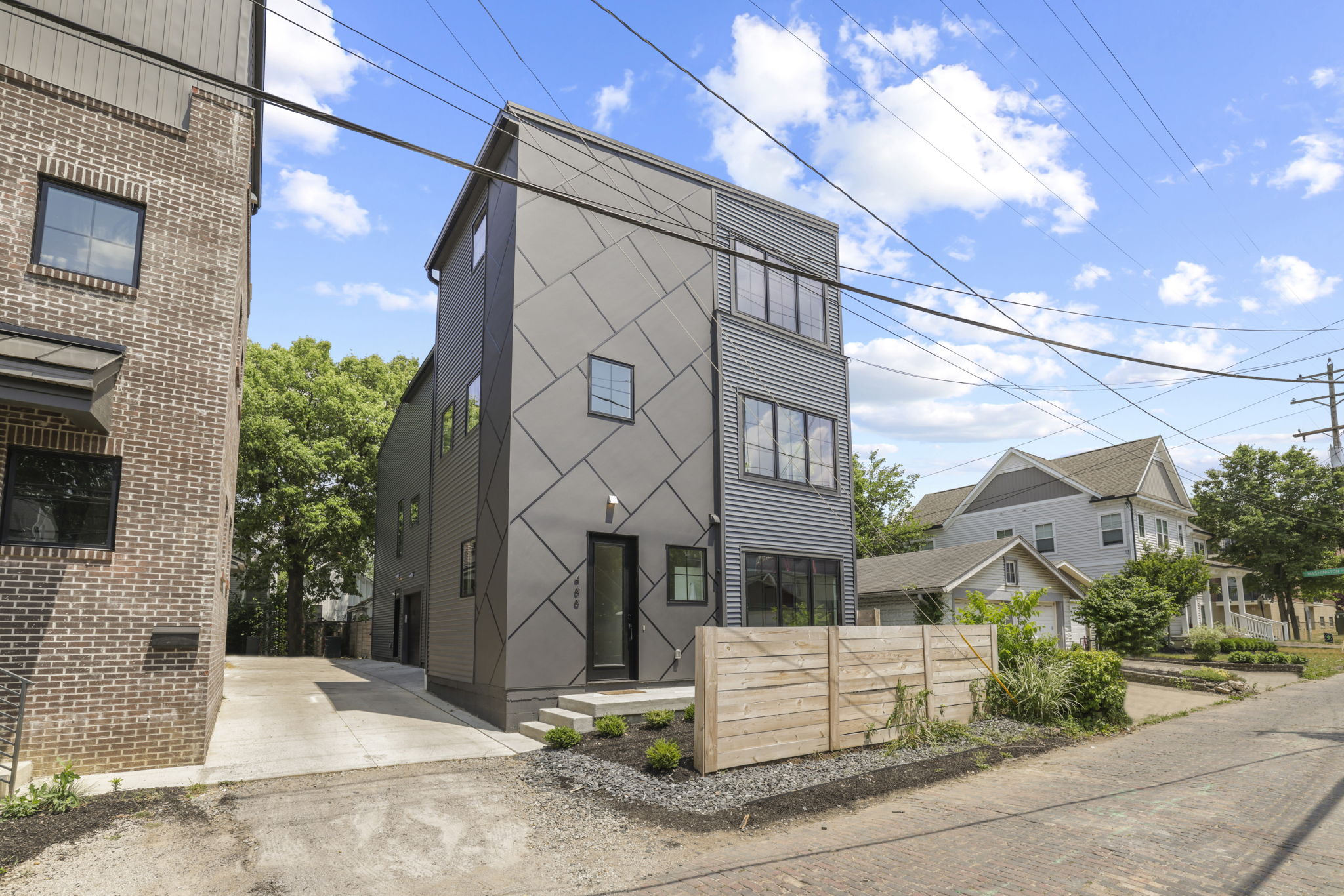 60 web or mls GR7A1628