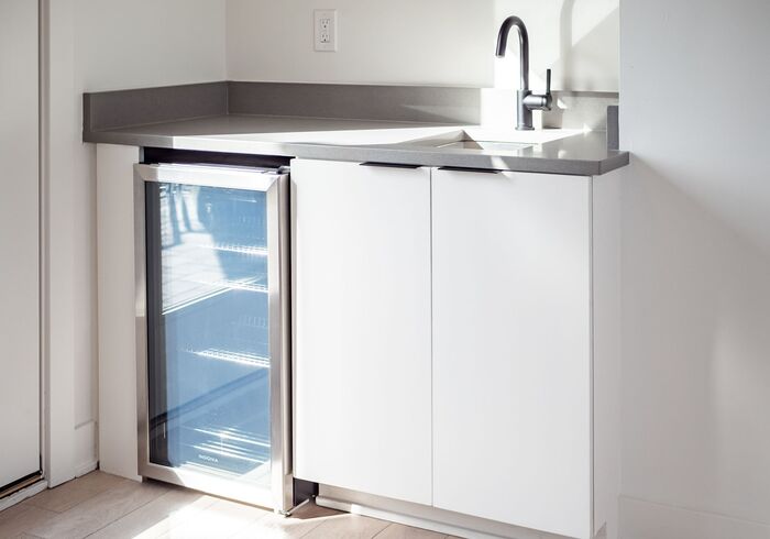 Bottle cooler to keep your beerwine chilled