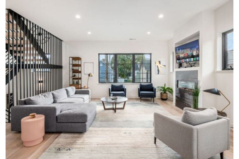 German Village Columbus Living Room 2 768x512