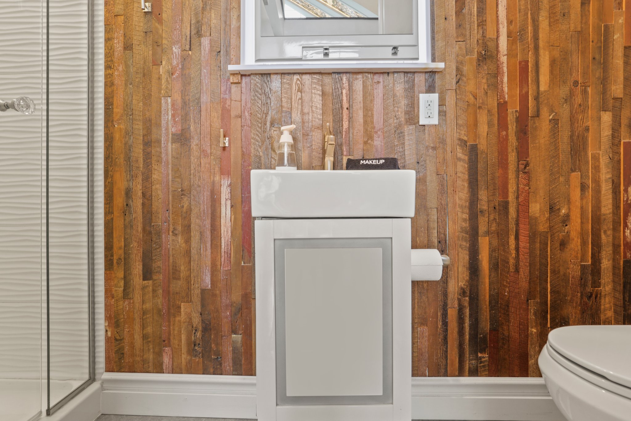 28 web or mls 0N4A2026