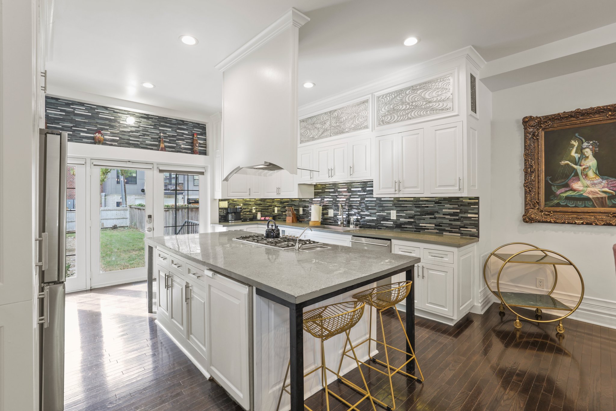 35 web or mls 0N4A2066