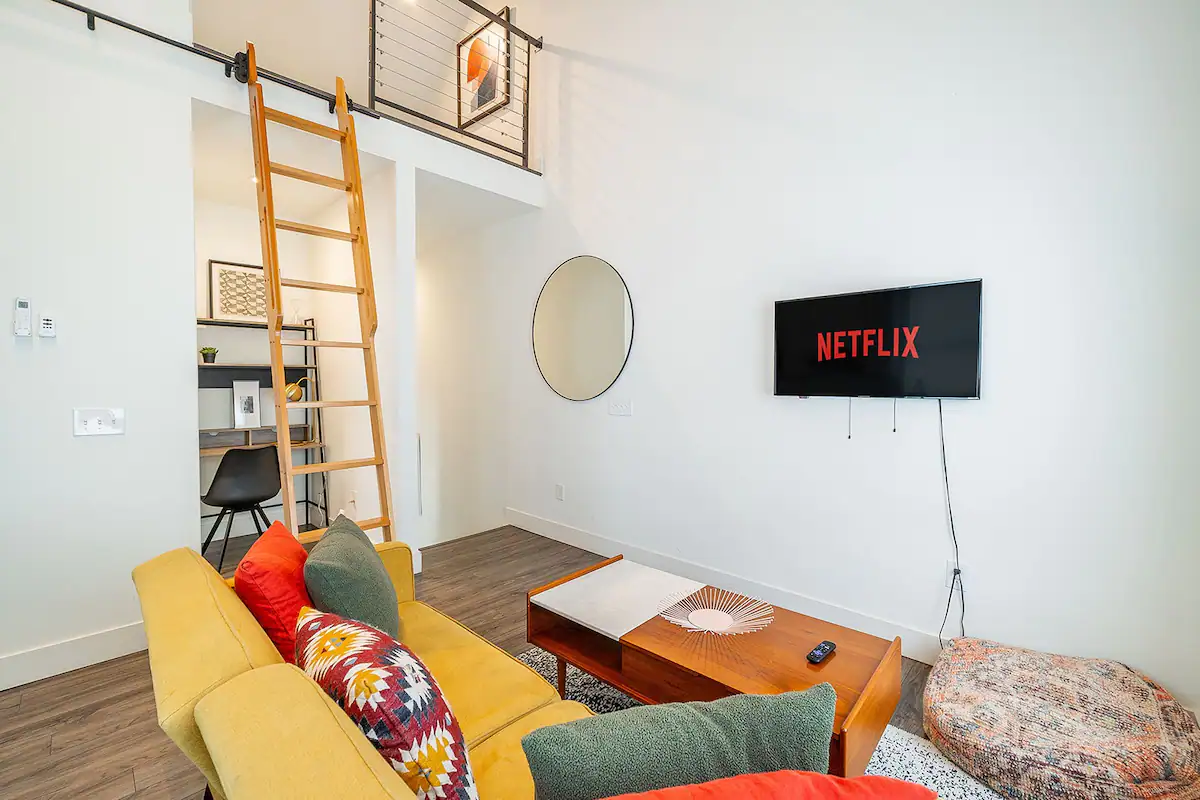 36835989 c2f8 4f8d bd43 3fb96a63032e