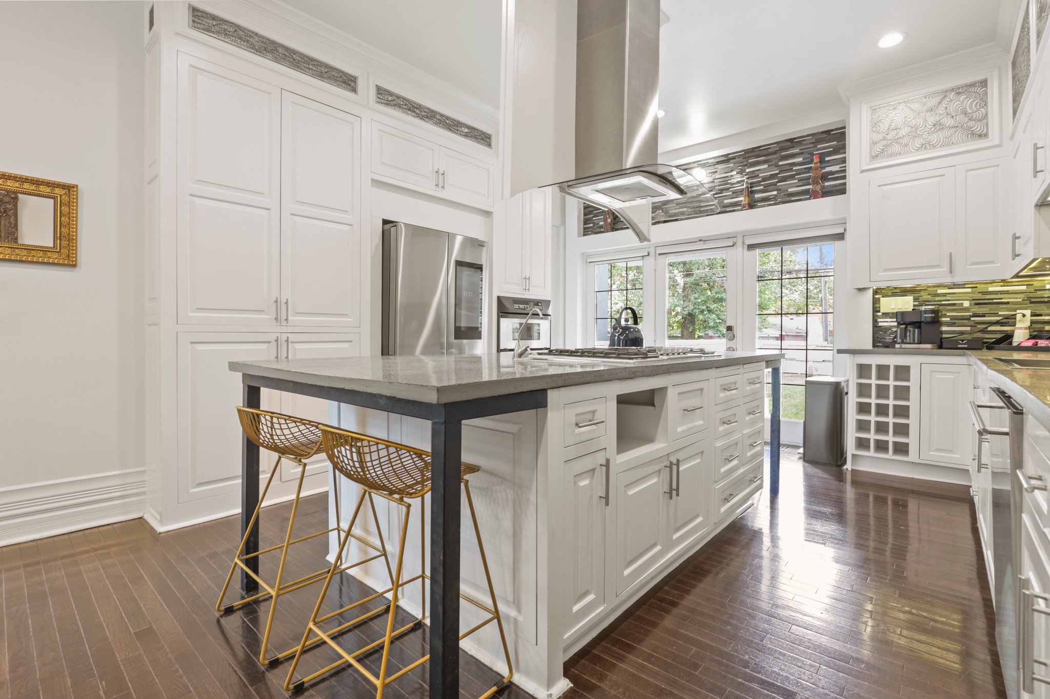 39 web or mls 0N4A2091