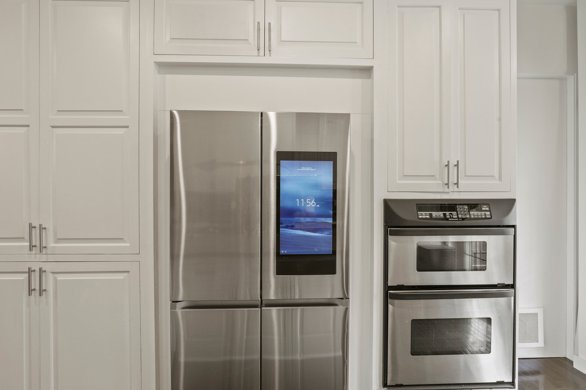 42 web or mls 0N4A2111