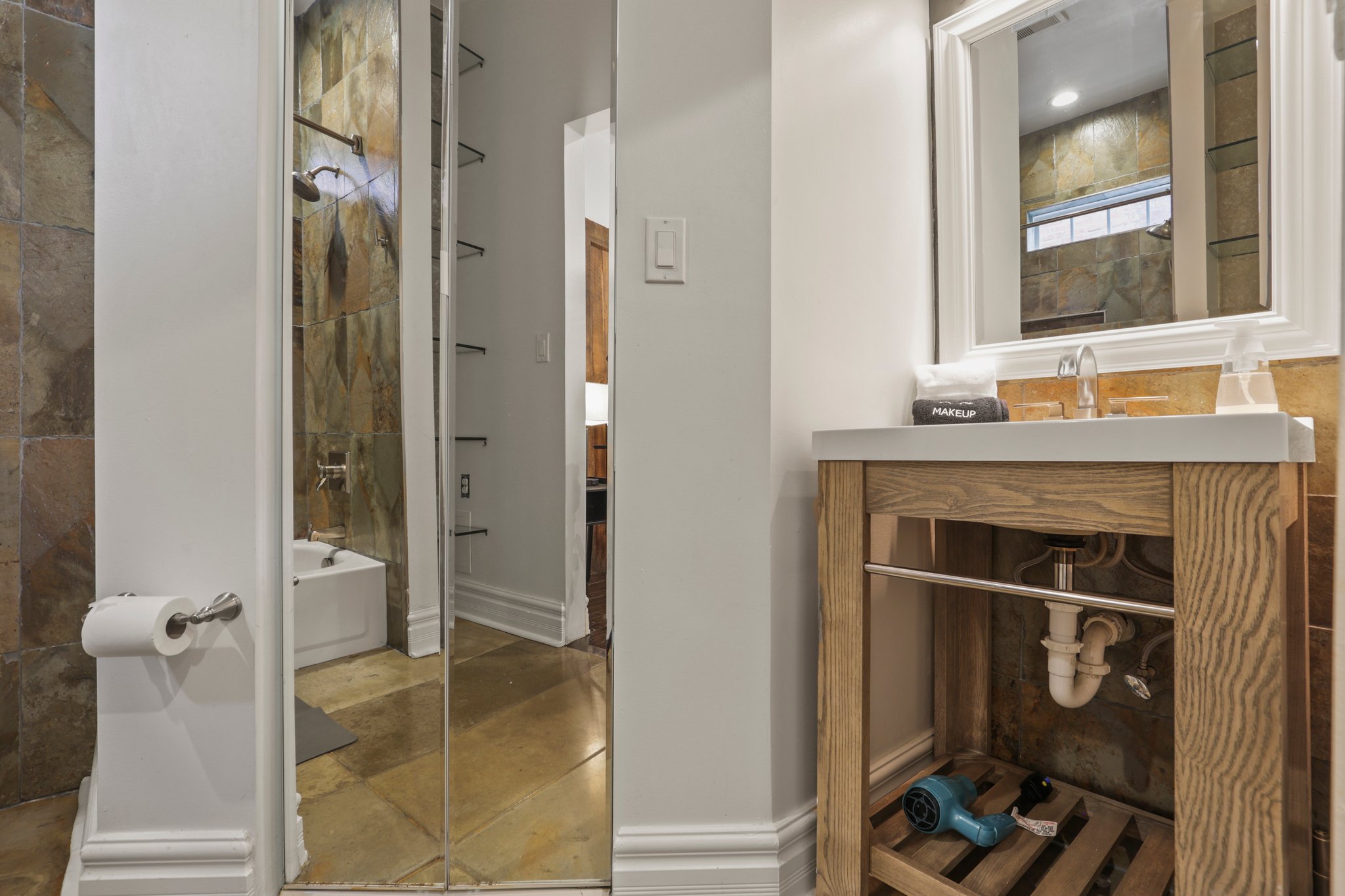 71 web or mls 0N4A2266