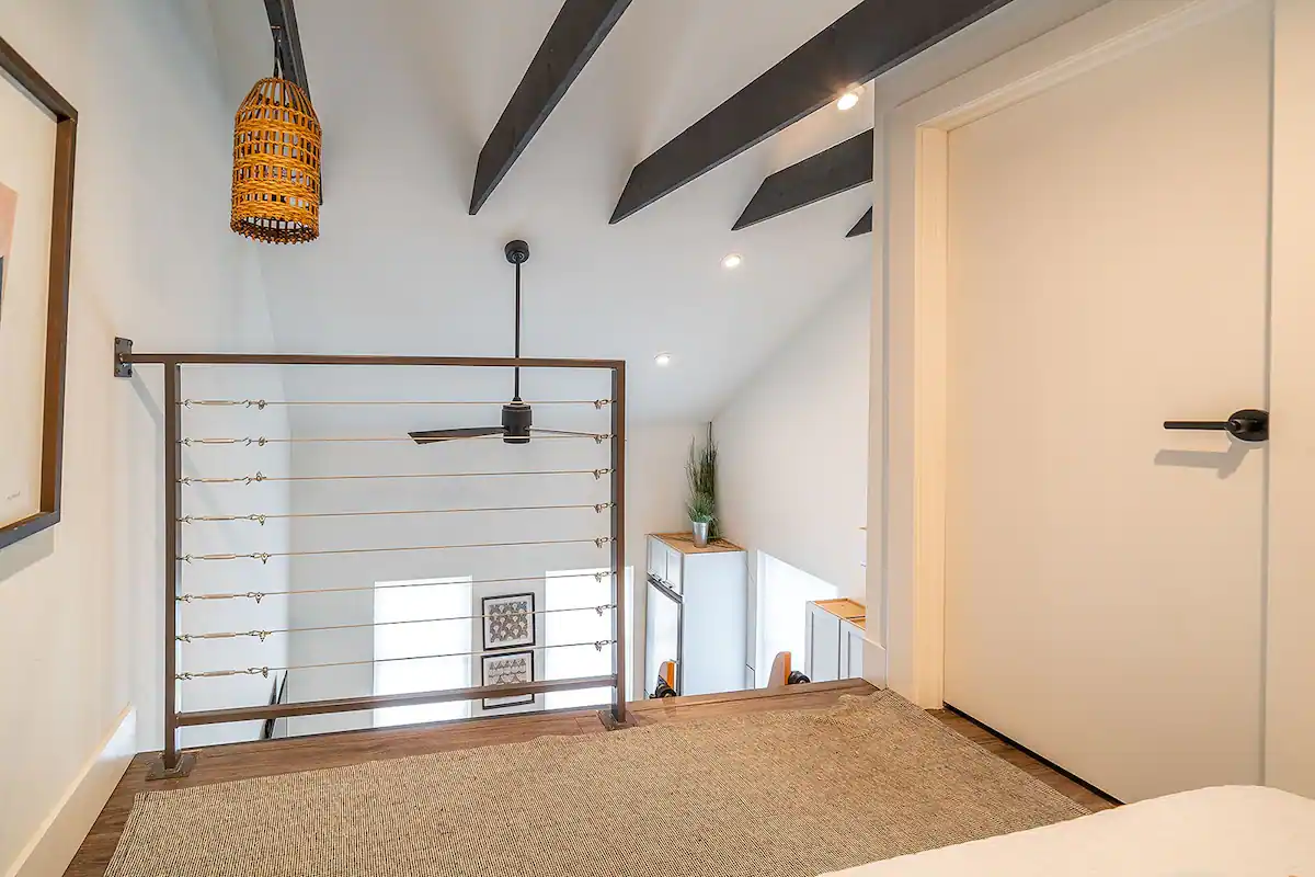 fe9a8e70 feec 4a6a a78e 15b5e5e8a92f